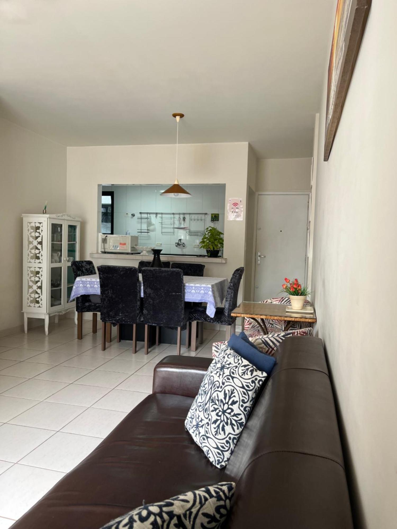 Apartamento Amplo A Menos De 400 Metros Da Praia Localizado Proximo A Praca Da Brunella, Area Nobre Do Guaruja. 外观 照片